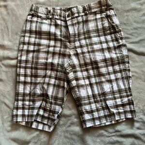 Ralph Lauren Women's White and Green Plaid Bermuda Shorts Size 6